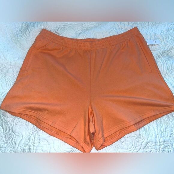 NWT Gap Terry Shorts  - Picture 2 of 3